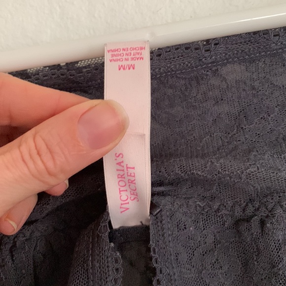 Victoria secret racer back lace bralette - Picture 3 of 4